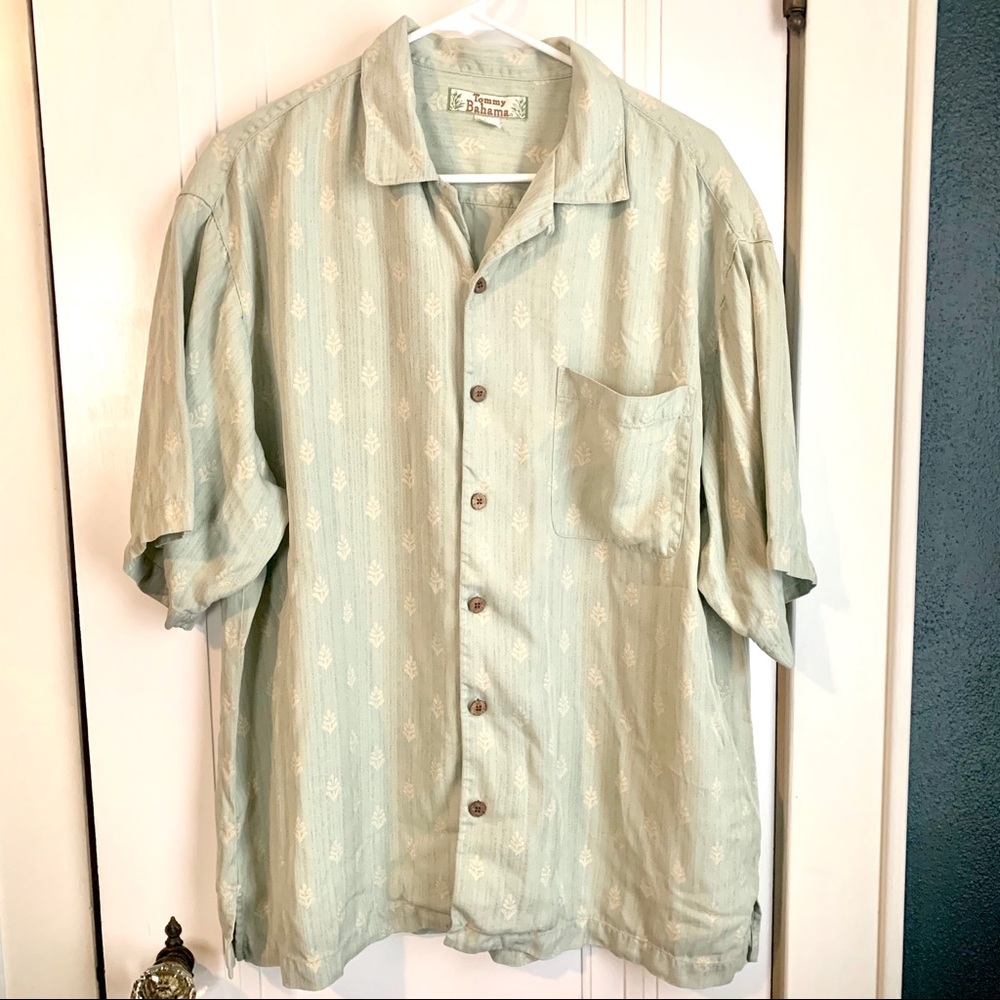Tommy Bahama Men’s Button Up